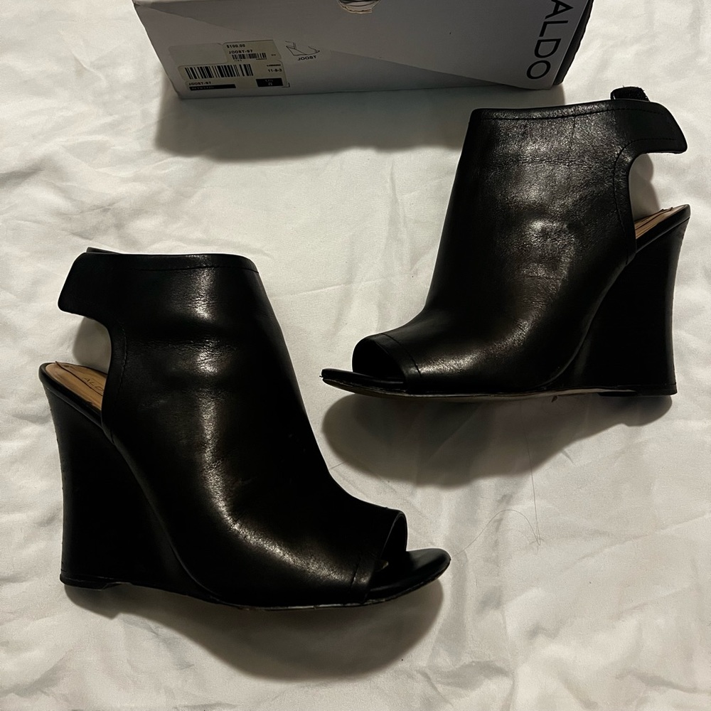 ALDO: Joost Wedge